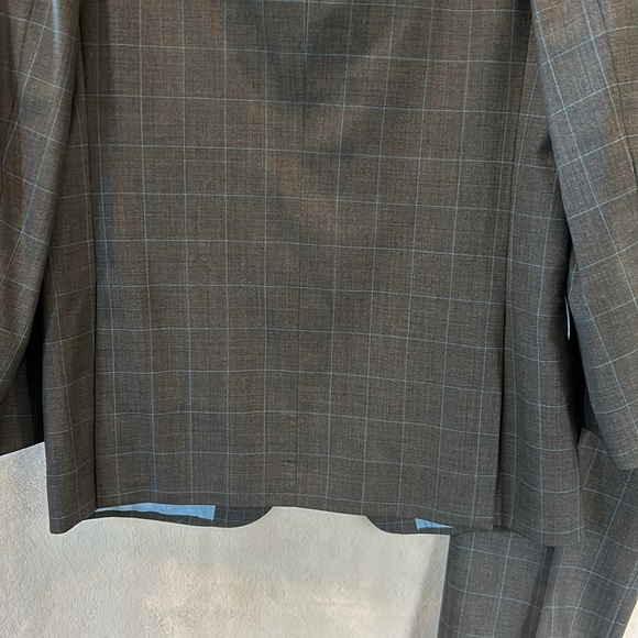 Sanford Bryant 100% Wool Suit (custom) - Picture 5 of 13